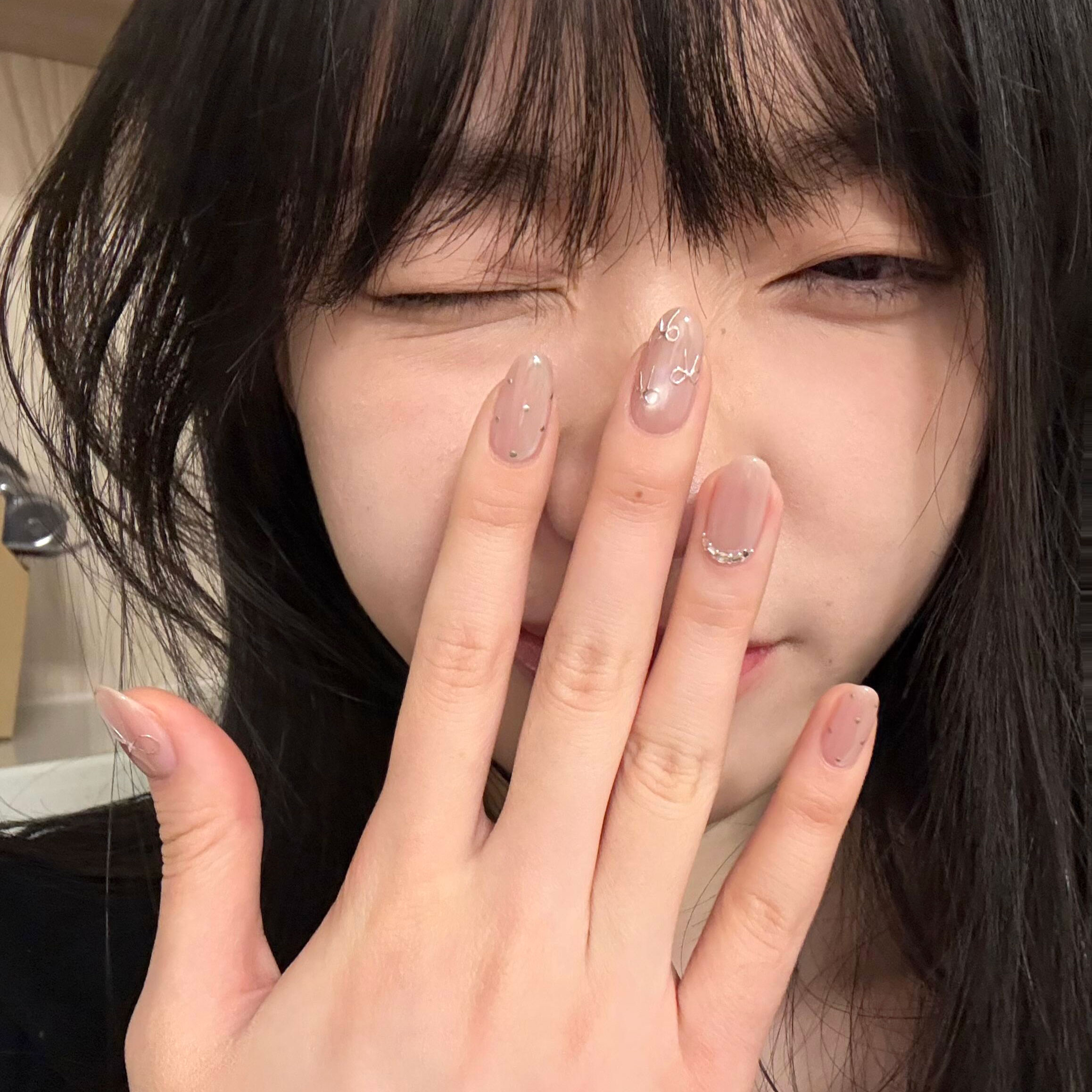 淡人ins感白开水美甲~
