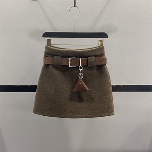 复古毛呢半身裙女2025秋冬新款 小个子显瘦辣妹A字防走光包臀短裙