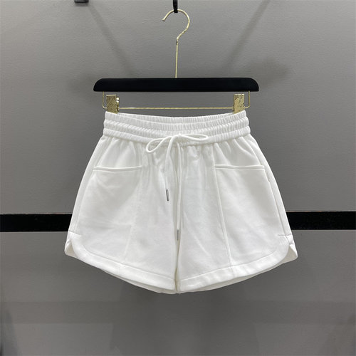 松紧腰运动短裤女休闲阔腿热裤