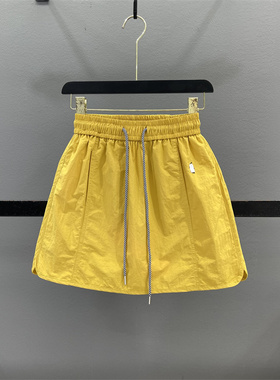 减龄黄色工装半身裙女2025夏季薄款松紧高腰显瘦A字休闲运动短裙
