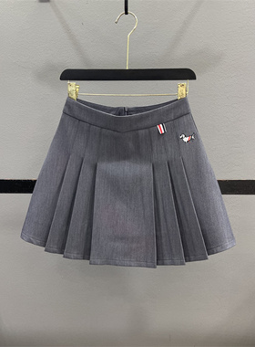 灰色刺绣百褶半身裙女2026春夏新款学院风西装裙高腰显瘦A字短裙