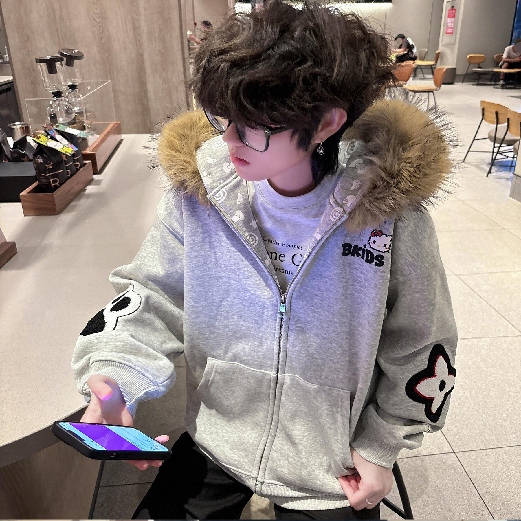 美式高街凯蒂猫毛领连帽卫衣