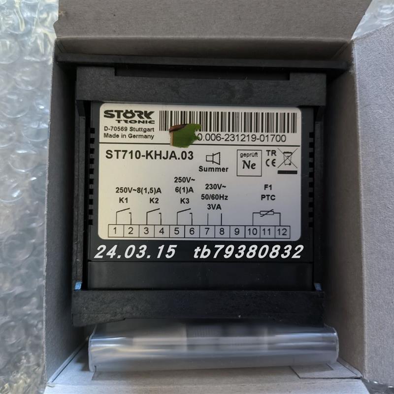 议价全新 ST710-KEBA.03温控器 stork  ST48-GAUV.102FP