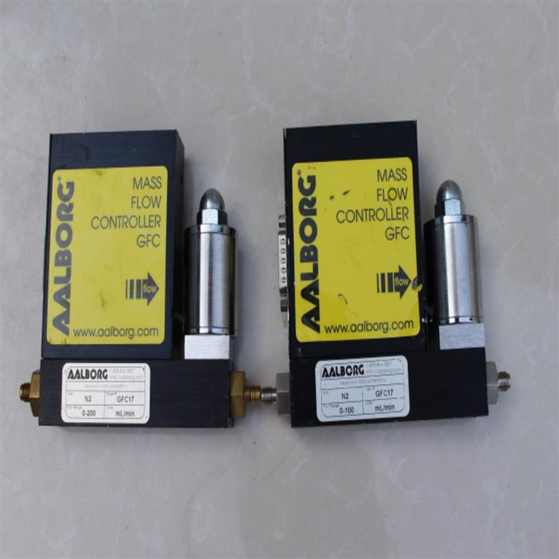 议价拆机AALBORG GFC17质量流量计控制模块N2 0-200 mLmin实物图
