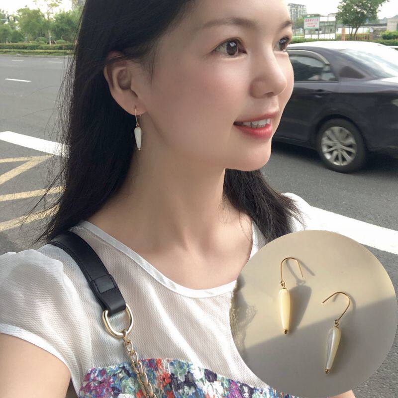 小乖手作 手工耳环 天然珍珠贝壳长水滴耳饰 纯银14K包金耳钉气质