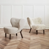 Простая и современная северная взрослая личность дизайнера личности скандинавской квартиры.