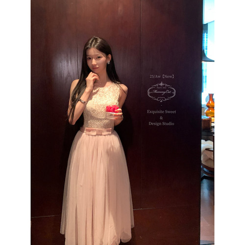 甜美日系蕾丝网礼服长款连衣裙