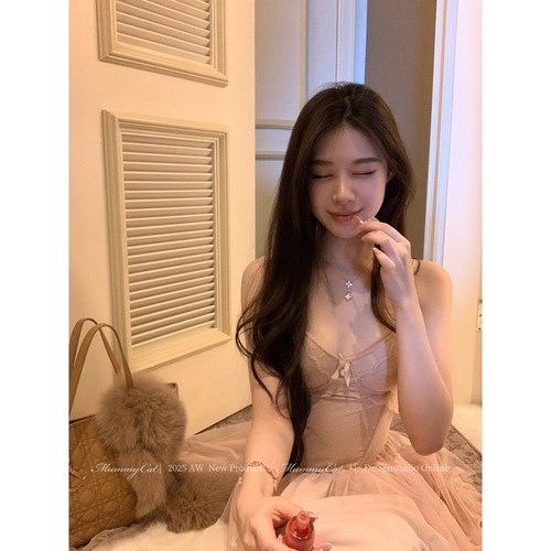 法式纯欲蕾丝鱼骨抹胸吊带胸衣