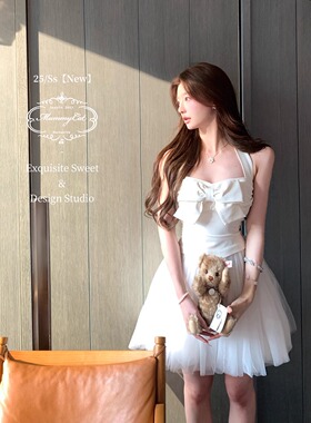 Mummy Cat下蛋喵 【温柔可浓】立体感蝴蝶结甜美挂脖弹力胸衣上衣