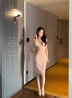 Mummy Cat 下蛋喵【心动的信号】新品气质美女抽褶包臀连衣裙