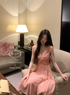 Mummy Cat 下蛋喵【温香软玉】新品100人丝扭结v领无袖连衣裙