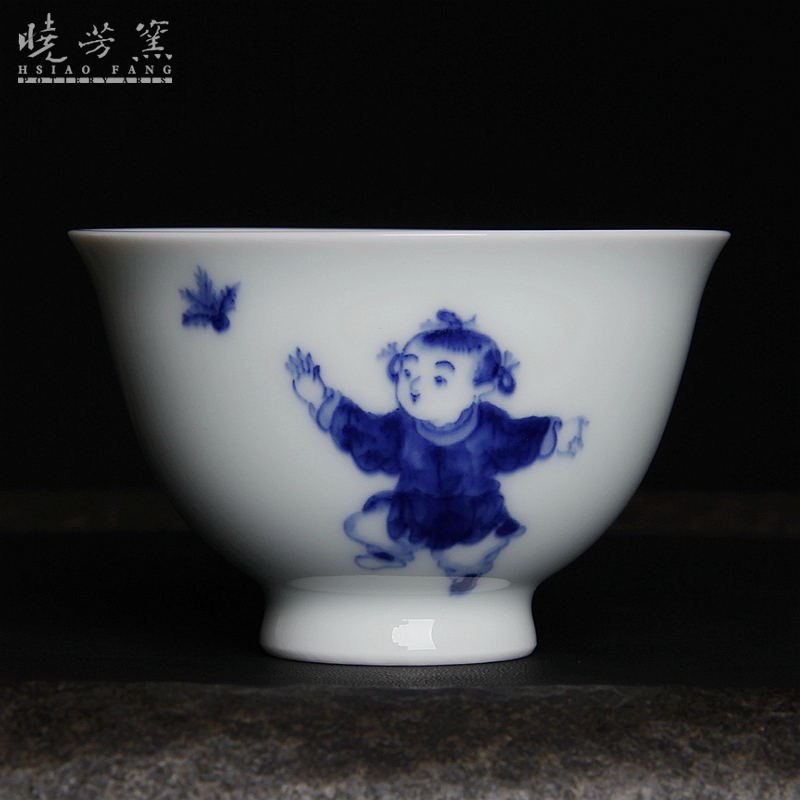 台湾蔡晓芳主人杯手绘青花