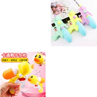 Водный пистолет, утка, сражение