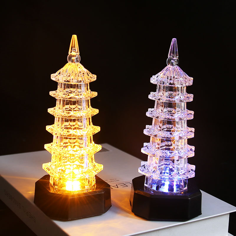 새로운 다채로운 아크릴 파고다 밤 빛 빛나는 LED 빛 어린이 거리 스톨 반지 뜨거운 판매 야시장 장난감