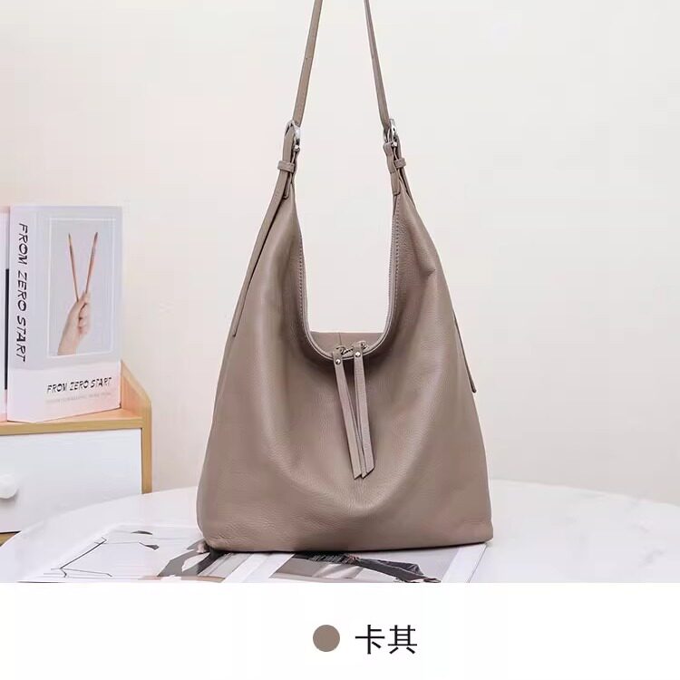 托特包女大容量新款真皮女包高级质感小众单肩斜跨水桶包通勤大包