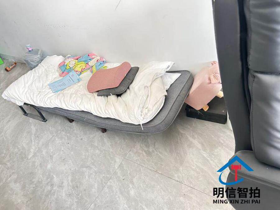 5月8日新乡市酒店内空调、电脑、桌椅、货架等财产网络拍卖公告