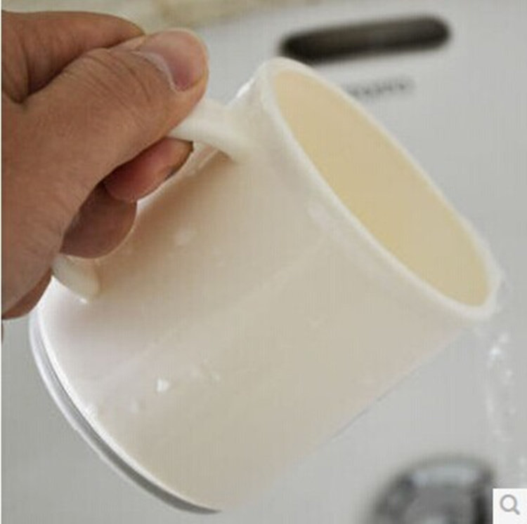 日本树脂洗漱儿童杯牙刷杯刷牙杯漱口杯底部防滑白色塑料牙缸杯