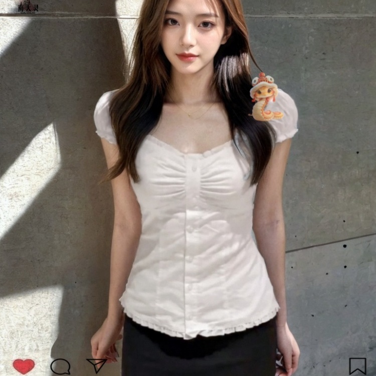 赵露思同款白色木耳边背心短袖女