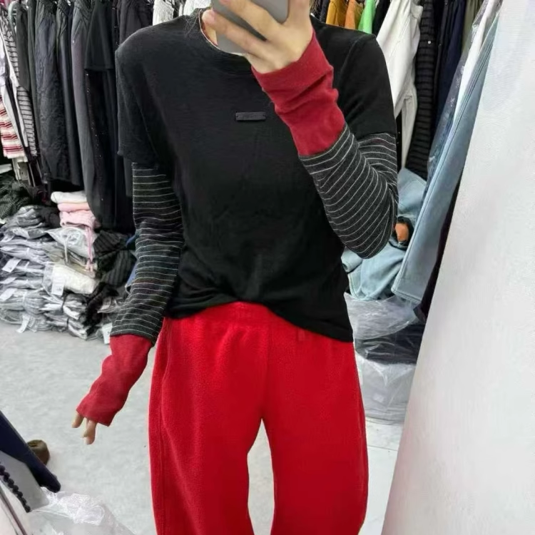 欧货25冬季新款小众拼接设计款条纹T恤时尚韩版假两件宽松打底衫