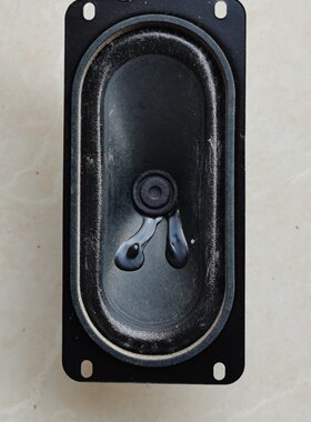 电视机音柱喇叭，8欧10瓦跑道型喇叭，长132宽63mm