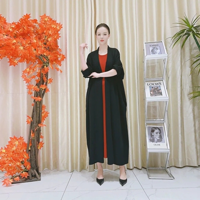 9990黑色纯色气质女士设计师秋冬长款轻奢宽松针织开衫玥玥羊