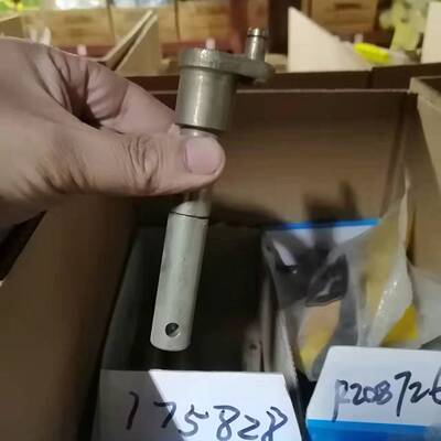 迪尔904 1204拖拉机配件后提升器RE175828调节轴杠杆衬套