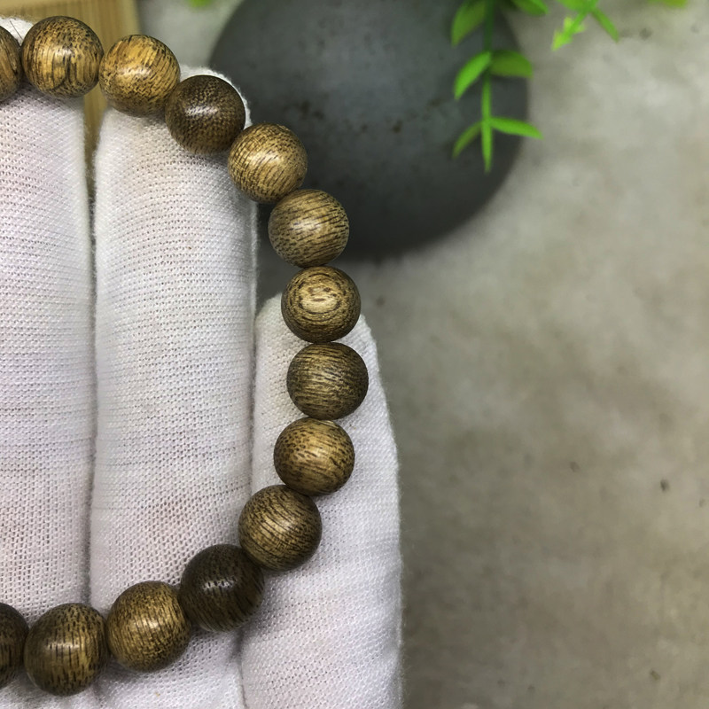 베트남 나트랑 정통 부드러운 실크 침향 비즈 팔찌 8MM 팔찌 충실도 천연 오래된 소재 횡포 한 남성과 여성