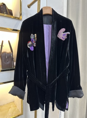 2026新款重工钉珠刺绣真丝丝绒V领外套女     62750