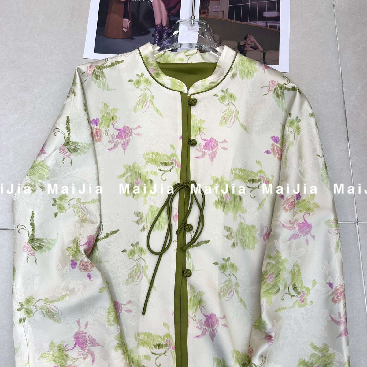 诺诺小众设计26年早春高级微喇袖提花短外套YS1-J459,女装/女士精品,时尚套装,淘宝优惠券,粉丝福利购,淘宝优惠卷