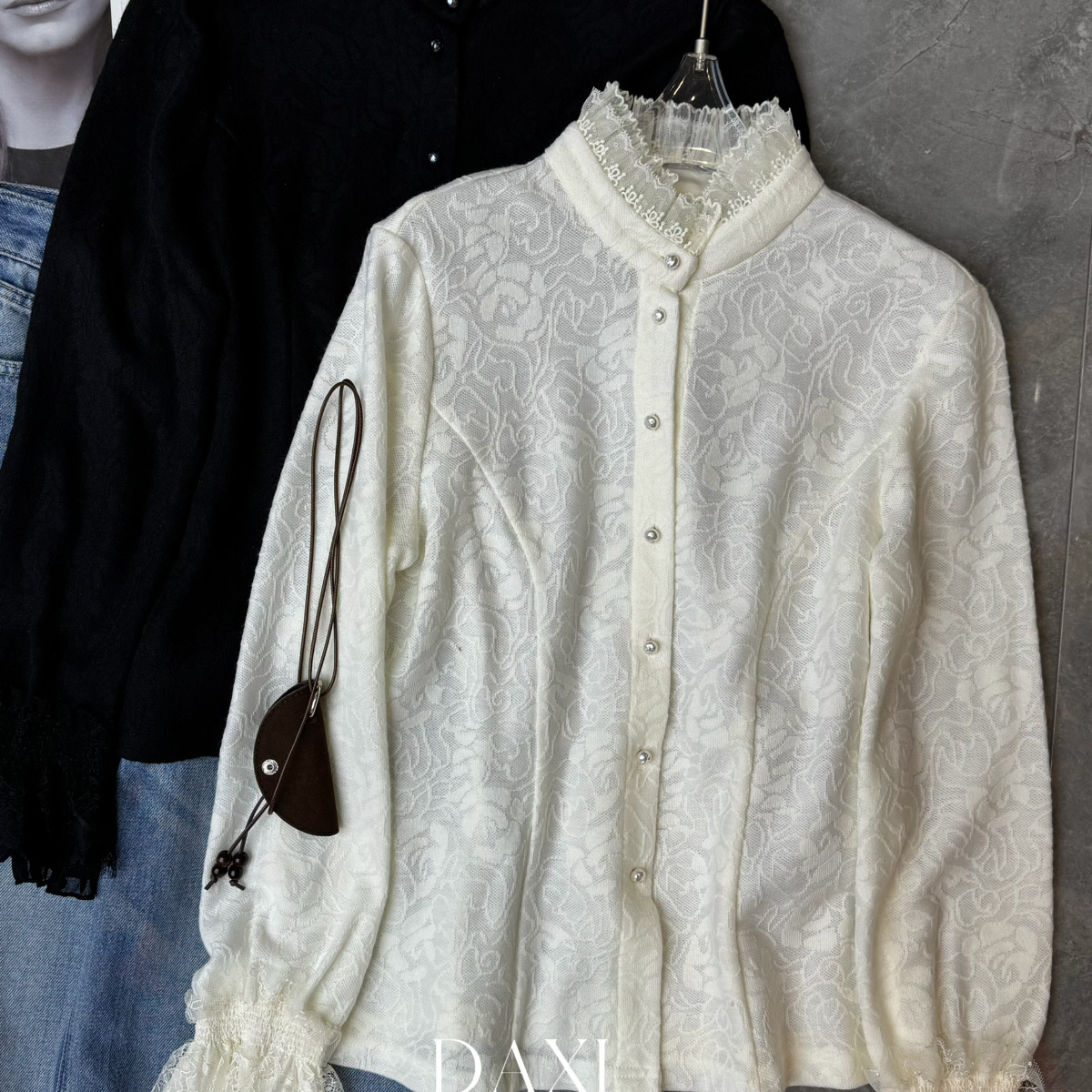 诺诺26年早春法式洋气喇叭袖刺绣钩花小衫212431685,女装/女士精品,毛针织衫,淘宝优惠券,粉丝福利购,淘宝优惠卷