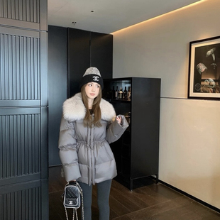 诺诺家收腰中长款休闲保暖羽绒服外套(配可拆真狐狸毛领)m6013