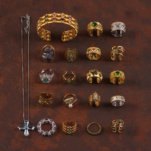 J法式宫廷蓝绿色玻璃水晶蝴蝶叠戴简约日常通勤度假戒指环女港风