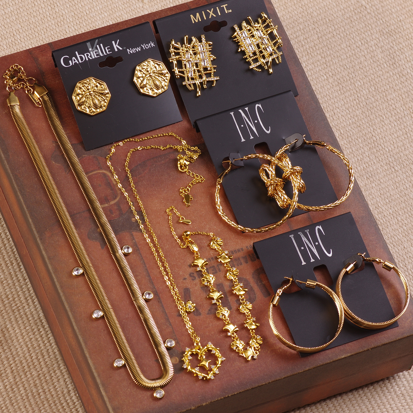 宫廷圈圈蝴蝶结玻璃水晶项链耳钉