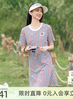 歌蒂诗夏专柜新款时尚印花休闲简约运动圆领连衣裙 1E21L1217