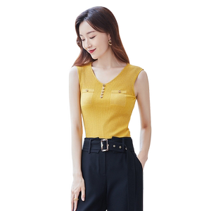 歌蒂诗夏季专柜新款修身显瘦柳丁装饰V领针织背心女8C12B7578