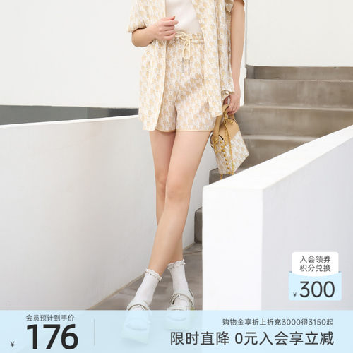 休闲宽松歌蒂诗短裤时尚格纹