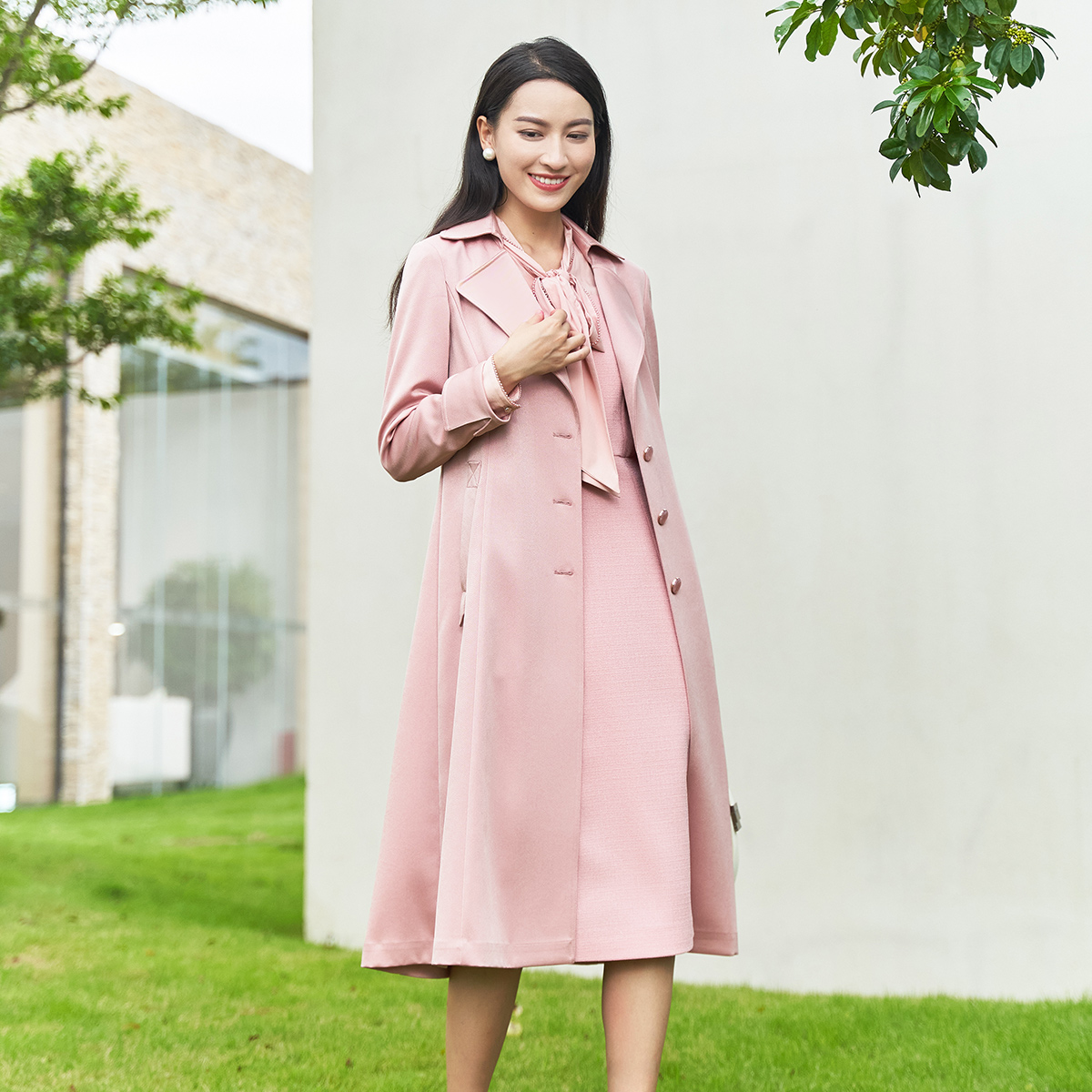 歌蒂诗常规翻领长款简约通勤