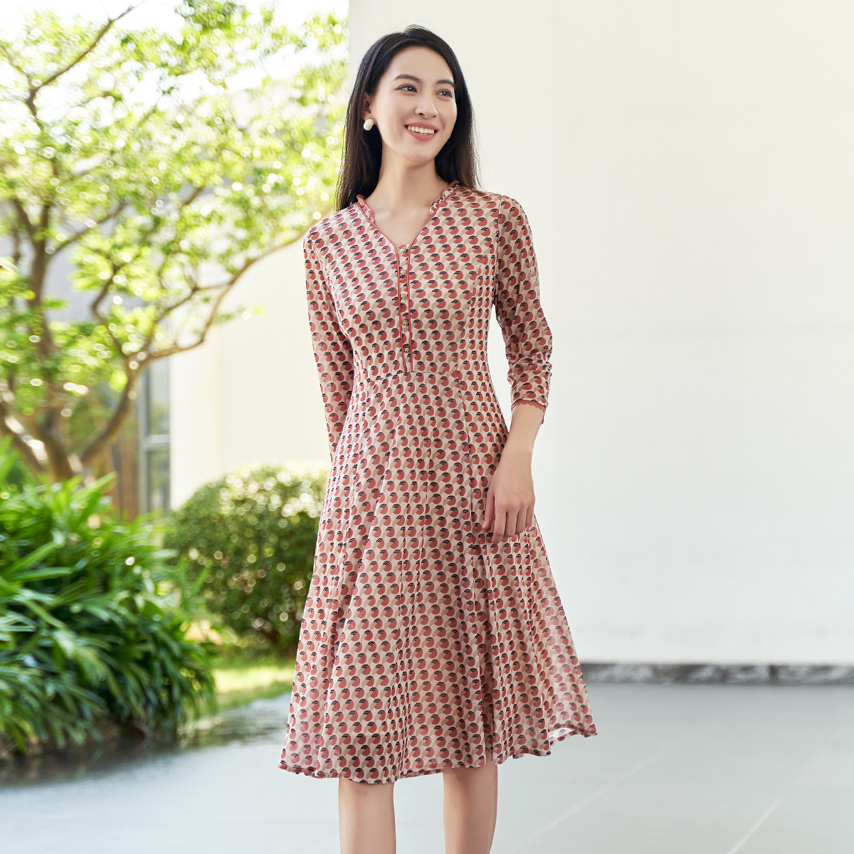 歌蒂诗中连衣裙春装时尚百搭