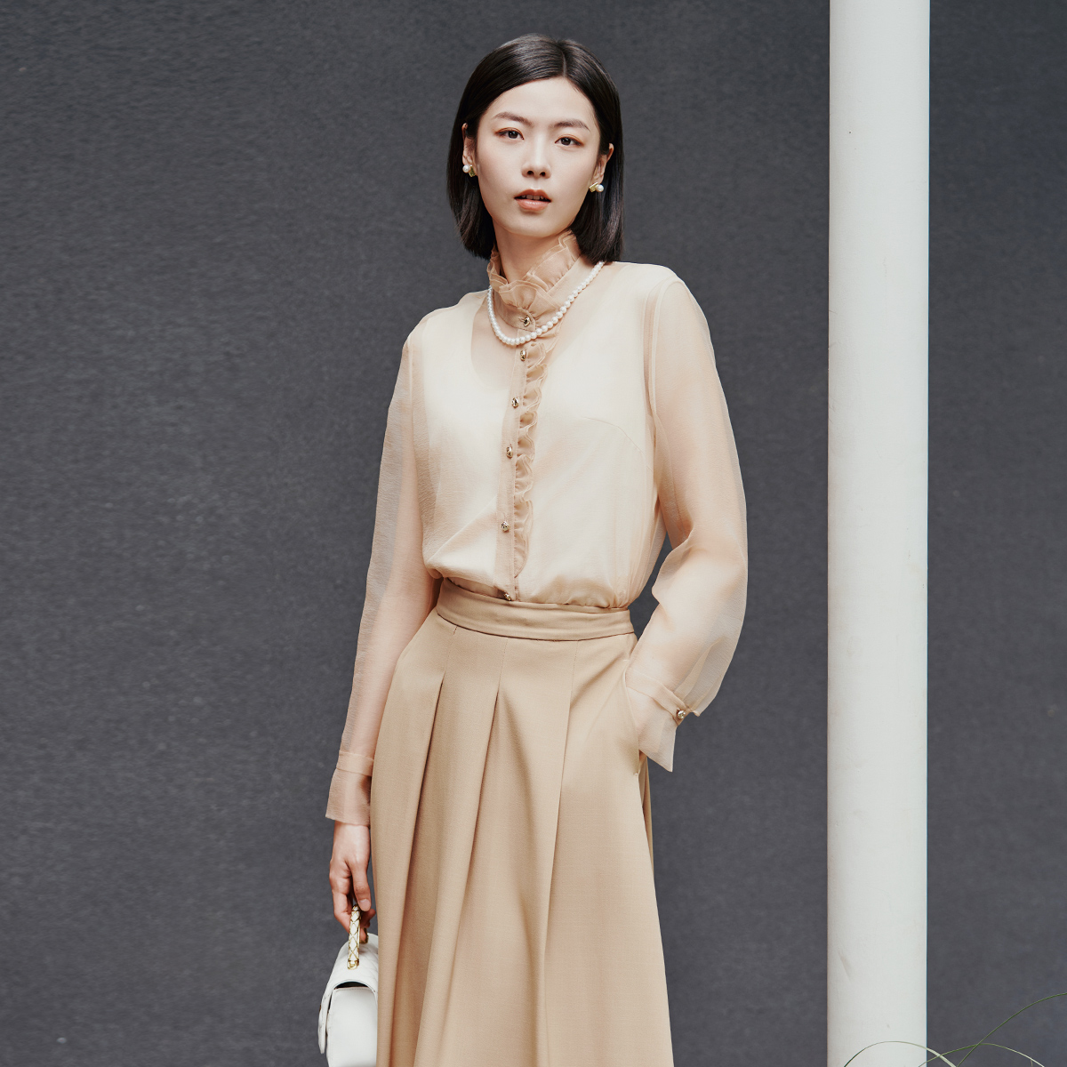 背心衬衫两件套