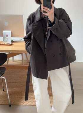 【小喵】韩代26ss 设计师款不对称polo领棉质宽松显瘦风衣短外套