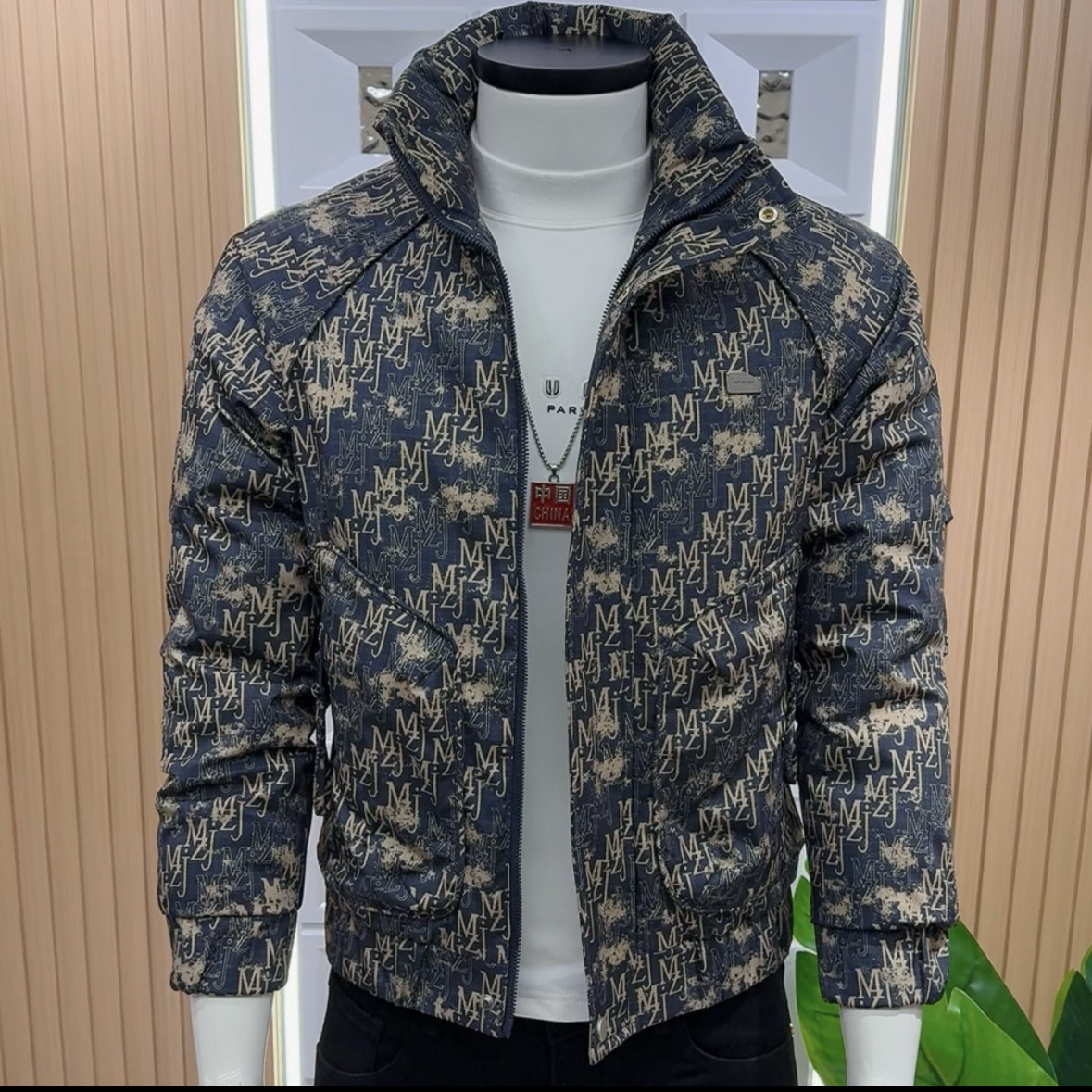 冬季立领潮流棉衣新款男士时尚休闲痞帅加厚工装精神小伙棉服男装