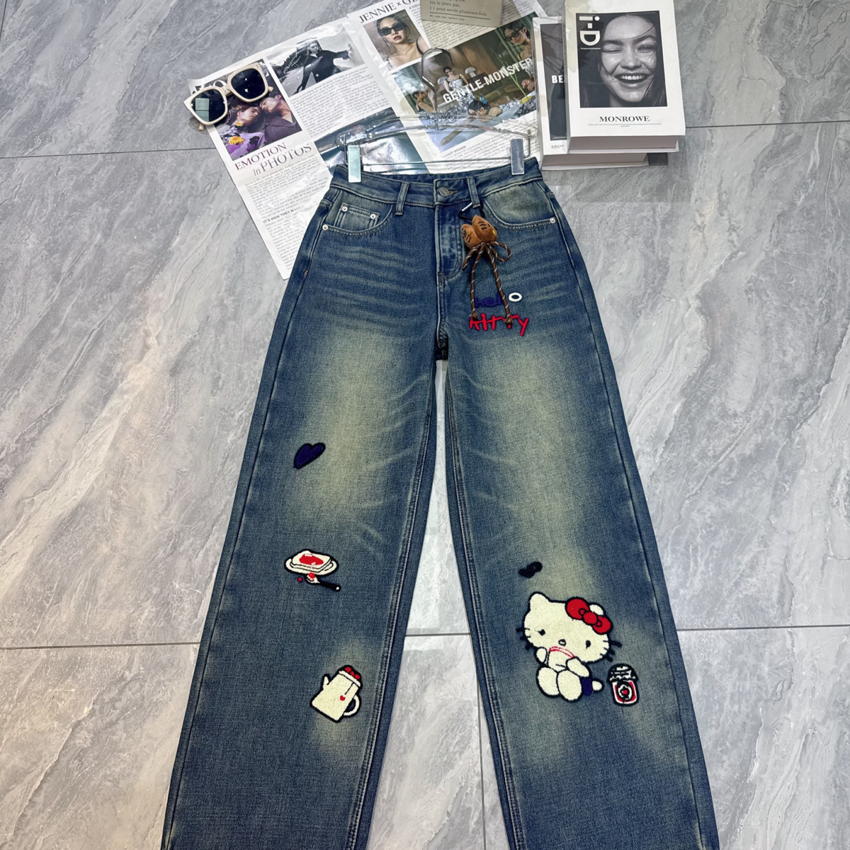 LC冬上新高级优雅气质猫咪刺绣加绒牛仔裤(配挂件)xx7826
