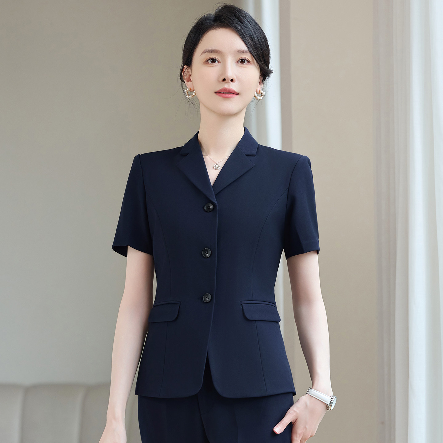 夏季薄款短袖西装套装女修身三粒扣职业西服套裙正装律师销售工装