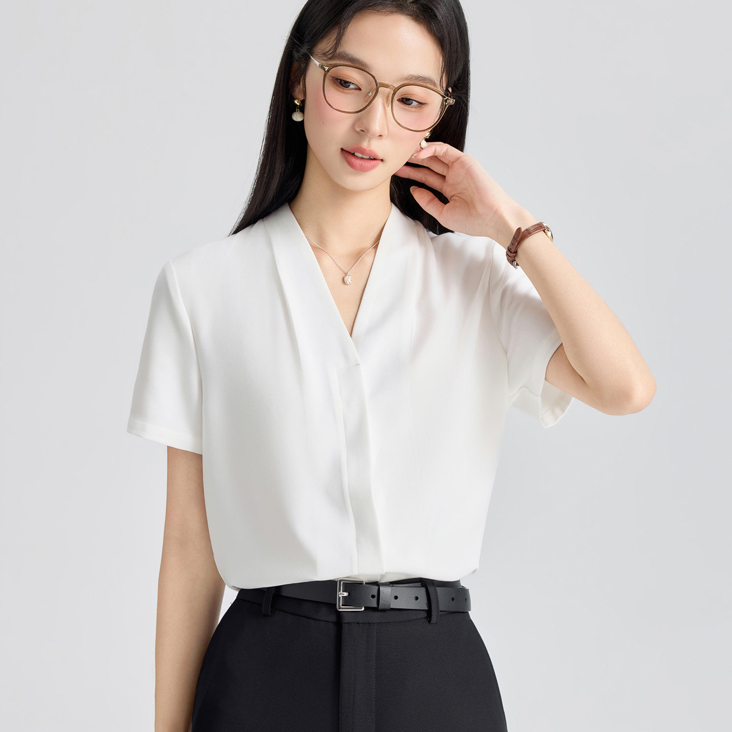 法式无领白色雪纺衬衫女通勤职业装内搭夏季短袖V领空乘制服套装