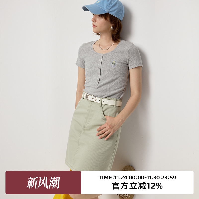 omont蛋挞家 复古玫瑰刺绣短袖T恤夏季新款正肩修身显瘦上衣 - 封面