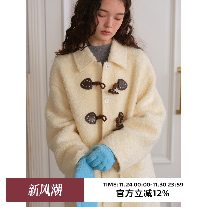 复古圈圈毛牛角扣毛呢大衣