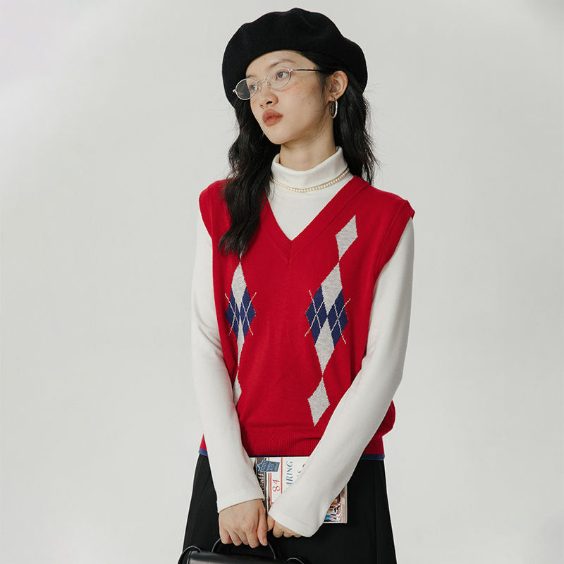 omontv领菱格背心外搭马甲针织衫