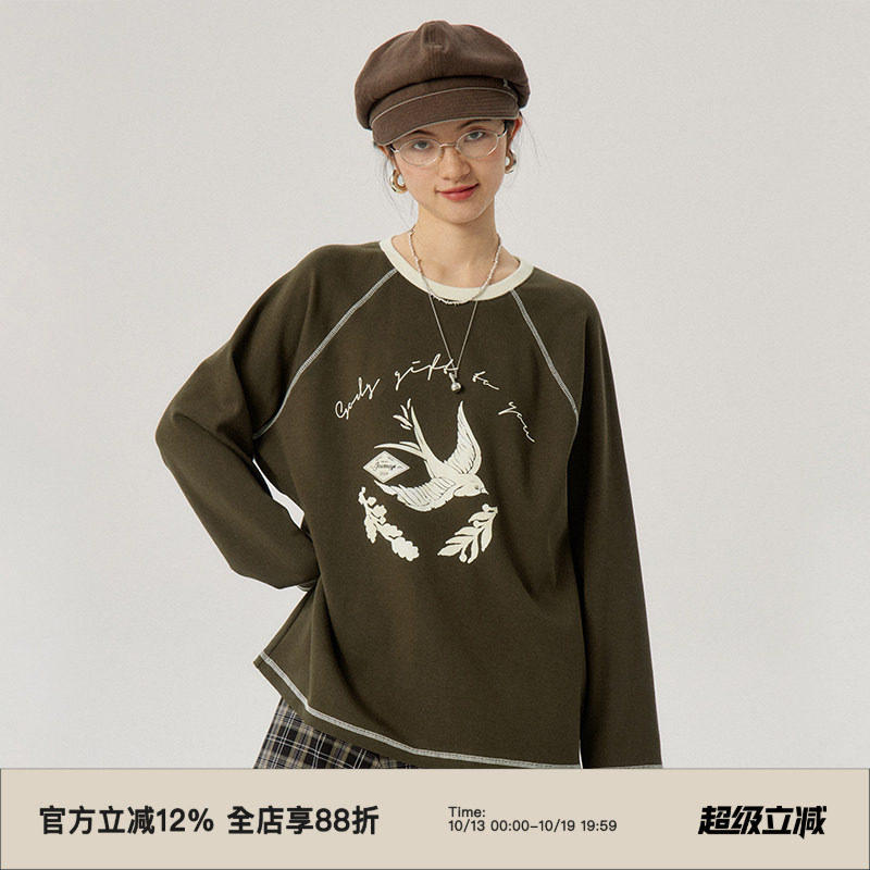 omont蛋挞家 复古撞色拼接长袖T恤春秋圆领宽松显瘦休闲印花上衣