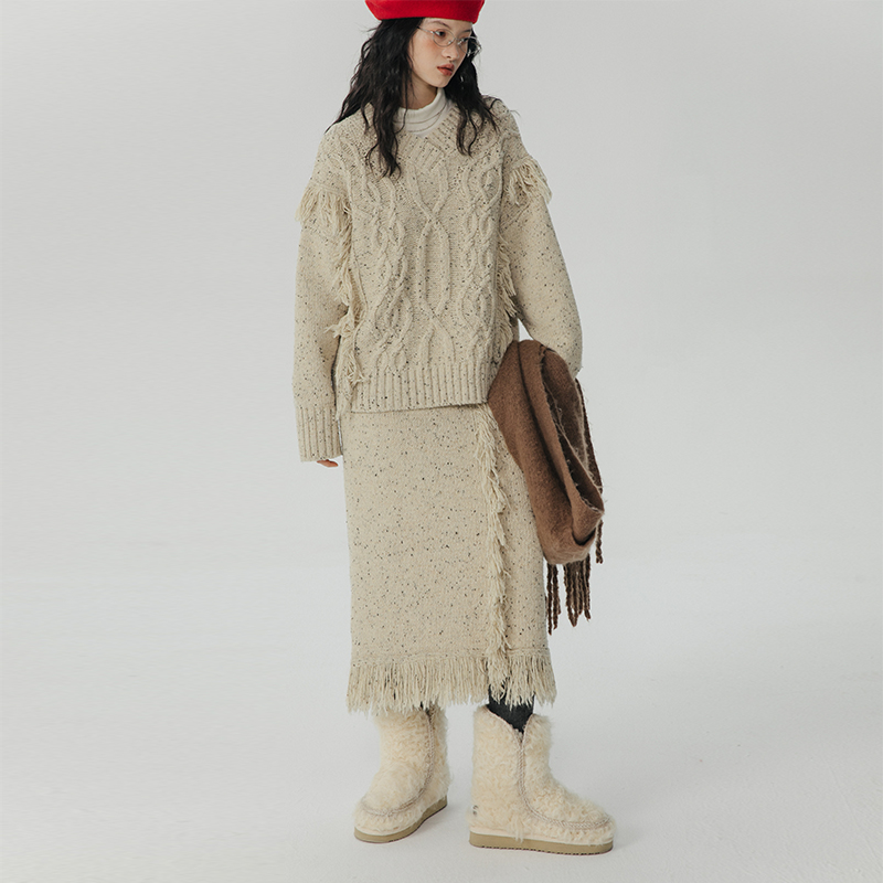 omontv领流苏套头毛衣