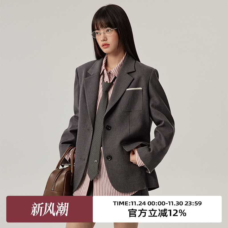 tr面料/撞色花边设计/宽肩剪裁